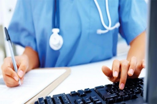 ДО ВІДОМА ПАЦІЄНТІВ, які уклали декларацію з сімейним лікарем ВОРОНЮК Євгенією Миколаївною